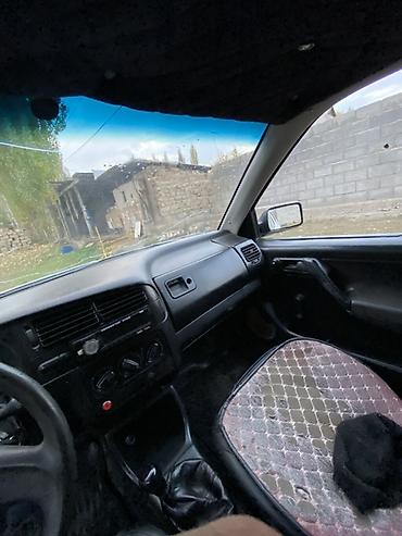 mazda premacy 2004: Volkswagen Golf: 1992 г., Механика, Бензин, Хэтчбэк — 7