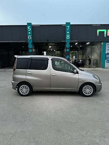 Toyota: Toyota Funcargo: 2002 г., 1.3 л, Автомат, Бензин, Фастбек — 4