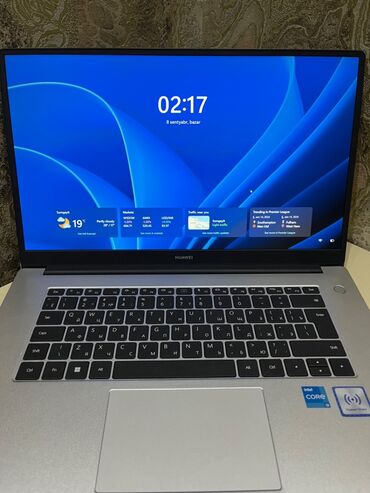 noutbuk batareyaları: Intel Core i3, 8 ГБ ОЗУ, 15.6 "