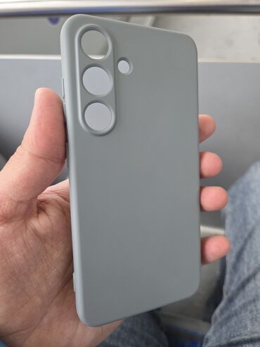 narda gunluk internet paketi: Samsung Galaxy S25 üçün kabro. 8 manata alınıb