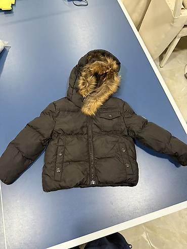 Uşaq üçün Moncler qış gödəkçəsi - Rəng: qara - Model: kapüşonlu
