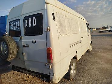 скания 420: Mercedes-Benz : 1990 г., 3 л, Фургон — 2