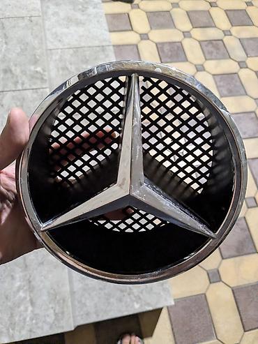 mers c class: Эмблема-накладка на решётку радиатора Mercedes-Benz гелик g-class - — 2
