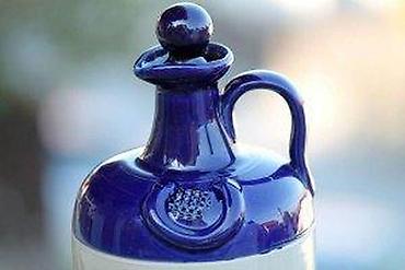 Stare vaze i dekor: Ballantines Decanter 1960s dobro poznati brend KOBALT. RETKO. Prazna — 10