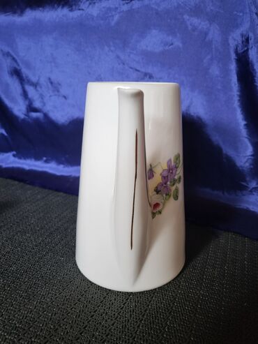 Čajnici: Bokal nov iz 1918 do 39g Victoria Cehoslovacka. Bokal perfektan — 8