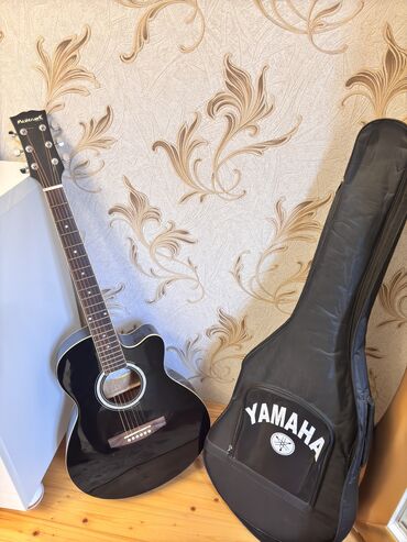 gitara ucuz: Akustik gitara, Yamaha, 6 sim, İşlənmiş, Ünvandan götürmə, Ödənişli çatdırılma