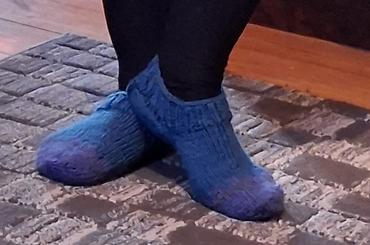 Kolqotkalar, corablar: Məhsul: Əl işı yun corab-ev tapıqları (qısa boğaz) - Material: qalın — 4