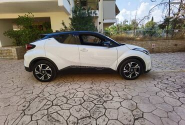 Toyota: Toyota CH-R: 1.8 l. | 2021 έ. SUV/4x4 — 5