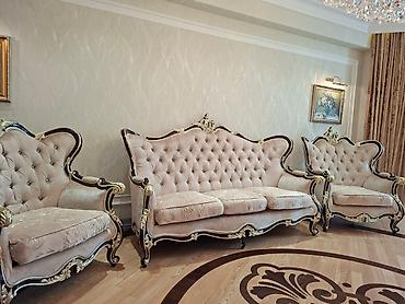 Divan kireslo satılır Qiymet 1700¹⁰⁰ azn.Ünvan 20 yanvar(2889) Elmira lalafo.az -da Divan kireslo satılır Qiymet 1700¹⁰⁰ azn.Ünvan 20 yanvar(2889) Elmira