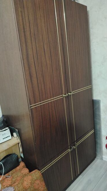Ütüləmə lövhələri: Açılan, 4 qapılı Düz dolab, Şifonyer