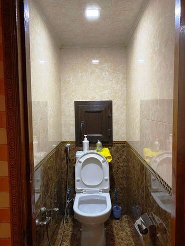 Köhnə tikili: Bakı, 4 otaqlı, Köhnə tikili, 120 kv. m -da lalafo.az — 19 Köhnə tikili: Bakı, 4 otaqlı, Köhnə tikili, 120 kv. m — 19