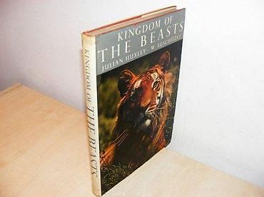 Knjige, audio i video formati: Kingdom Of The Beasts, JULIAN HUXLEY Hardcover Publisher: READERS — 2