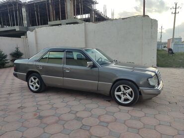 mercedes benz 211 кузов: Mercedes-Benz 220: 1992 г., 2.2 л, Механика, Бензин, Седан