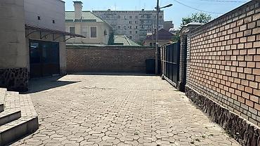Долгосрочная аренда домов: 350 м², 6 комнат и более, Таш-Рабат ТРЦ — 36