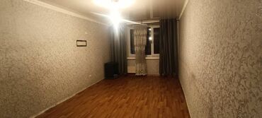 продаю дом село достук конечная 7 автобус: 1 бөлмө, 20 кв. м, Жатакана жана мейманкана түрүндө, 3 кабат, Косметикалык ремонт