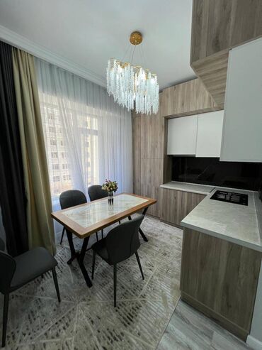 продаю квартиру в аалам сити: 3 комнаты, 93 м², Элитка, 4 этаж, Евроремонт