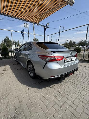 авто byd электромобиль: Toyota Camry: 2017 г., 2.5 л, Автомат, Бензин, Седан — 2