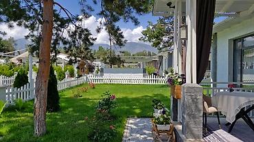 Продажа коттеджей и домов: Коттедж в Чайка Резорт. Вторая линия от берега в центральном квартале — 7