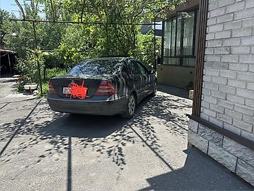 infinity fx35: Mercedes-Benz C-Class: 2002 г., 2 л, Автомат, Бензин, Седан — 2