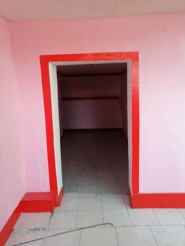 Digər kommersiya daşınmaz əmlakı: Bütün profillərə uyğun 86 kv 5 otaqlı obyekt icarəyə verilir. Anbar — 11