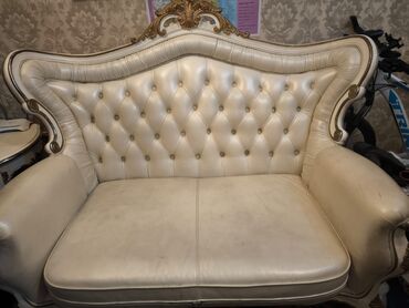 Divanlar: Divan, İşlənmiş, Açılmayan, Bazasız, Dəri, Çatdırılma yoxdur