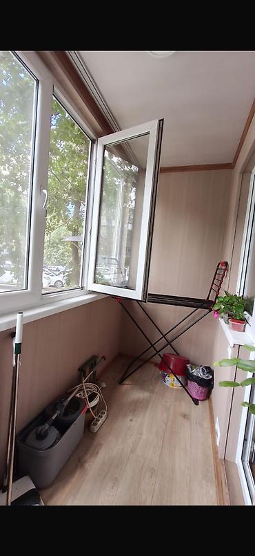 не агенство: 3 комнаты, 58 м², ул. Калык Акиева 104 серия, 1 этаж, Свежий ремонт — 1