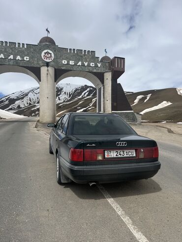 Audi: Audi S4: 1992 г., 2 л, Механика, Бензин, Седан