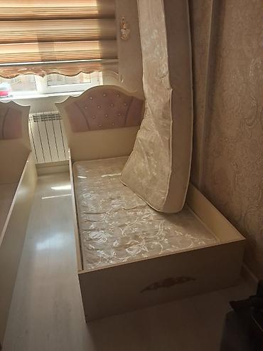 alfemo mebel: Mehra Carpayi 2 eded Matras 1 eded var karkasi yoxdu birlikde 130 — 1