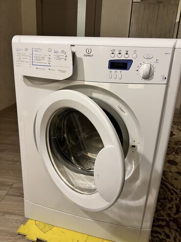 морозильник мороженое: Стиральная машина Indesit, Б/у, Автомат, До 6 кг