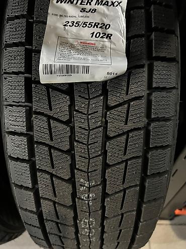 20: Зимняя японская шина. Фирма Dunlop made in Japan. Размер 235/55R20 — 2