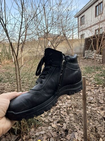 Women's Sneakers and athletic shoes: Кроссовки Prada Milano, ярко‑зеленые. Продам. Размер 37-38. Покупали в — 18