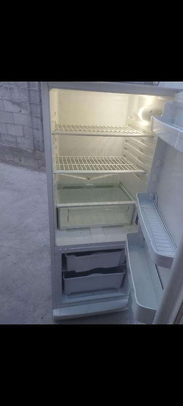 м 2: Холодильник Indesit, Б/у, Двухкамерный, De frost (капельный), 865 * 1500 * 658 — 2