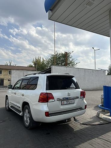 Toyota: Toyota Land Cruiser: 2014 г., 4.6 л, Автомат, Бензин, Внедорожник — 7
