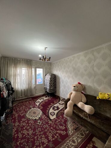 Сельхоз предприятия: 1 комната, 48 м², 106 серия, 8 этаж, Старый ремонт