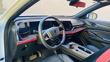 yuan plus: Changan X5 Plus: 2025 г., 1.5 л, Автомат, Бензин, Кроссовер — 2