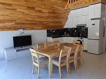 Günlük kirayə evlər: Qəbələ dağ mənzərəli A-frame villası – xüsusi həyətyanı sahə və şəxsi — 13