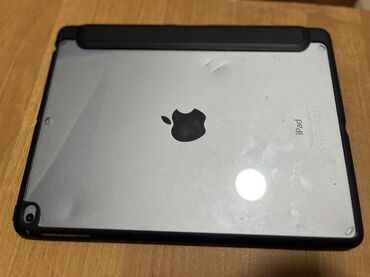 Планшеты: Планшет, Apple, память 128 ГБ, Wi-Fi, Б/у, цвет - Серебристый — 6