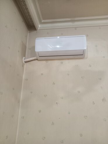 экран на кондиционер: Kondisioner AUX, İşlənmiş, 40-45 kv. m, Split sistem, Kredit yoxdur