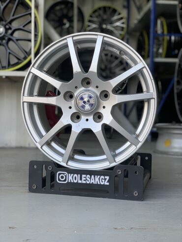 Диски: Литые Диски R 15 AC Schnitzer, Комплект, отверстий - 5, Б/у at lalafo.kg — 9 Диски: Литые Диски R 15 AC Schnitzer, Комплект, отверстий - 5, Б/у — 9