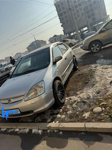 продаю авто хонда: Honda Civic: 2003 г., 1.6 л, Механика, Бензин, Хэтчбэк