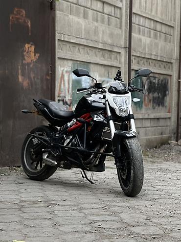 Naked 400 куб. см, Бензин, Взрослый, Б/у