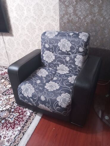 Кресла: Кресло-кровать, Б/у