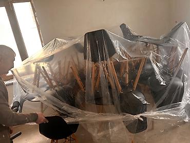 restoran stolu: Salam Stol Stullar yaxwı veziyyetdedı restoranda iwlenilib 3 ay — 4