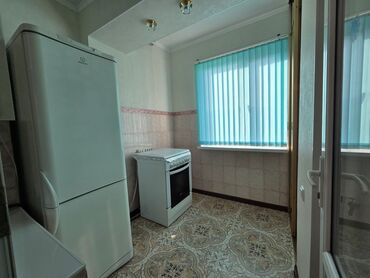 Продажа квартир: 3 комнаты, 59 м², Индивидуалка, 4 этаж, Косметический ремонт — 9