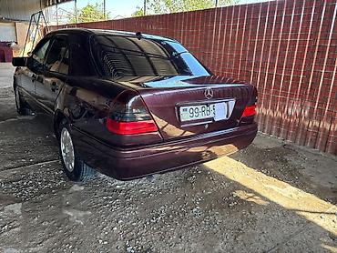 Mercedes-Benz: Mercedes-Benz C-Class: 2 l | 1995 il Sedan — 2