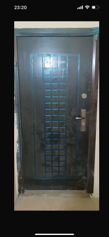Giriş qapıları: Seyf qapi 
130azn
8ci km qes 0815 leli