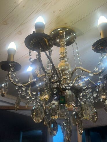tibb sekilleri: Çılçıraq, 6 lampa, Metal