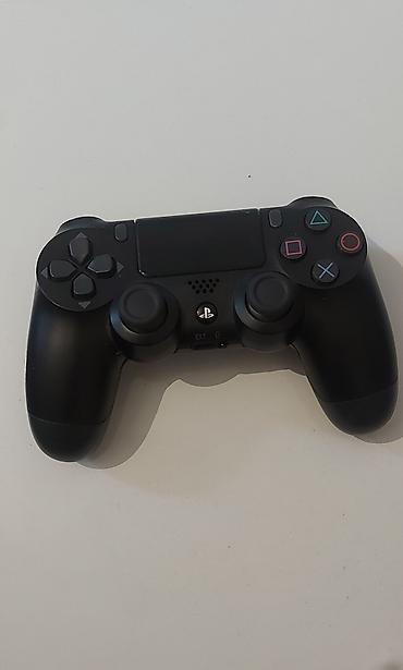 playstation 4 oyun diskleri: PlayStation 4 DualShock 4 simsiz oyun pulti – qara rəng. Bluetooth — 1