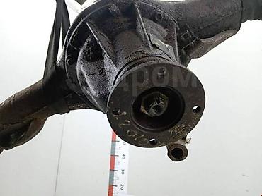 Мосты: Задний Мост Isuzu 1990 г., Б/у, Оригинал, Япония — 2