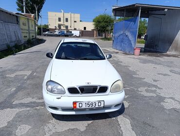 Daewoo: Daewoo Lanos: 1997 г., 1.5 л, Механика, Бензин, Седан